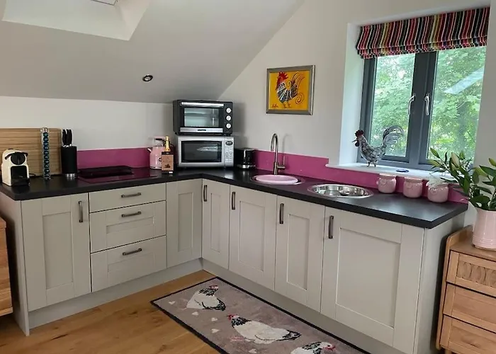 The Hen House A Beautifully Situated Open Plan Chalet