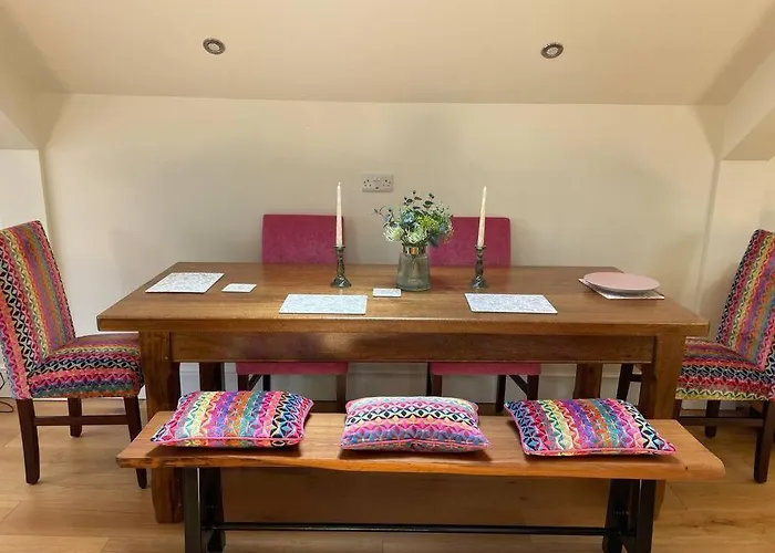 The Hen House A Beautifully Situated Open Plan Chalet