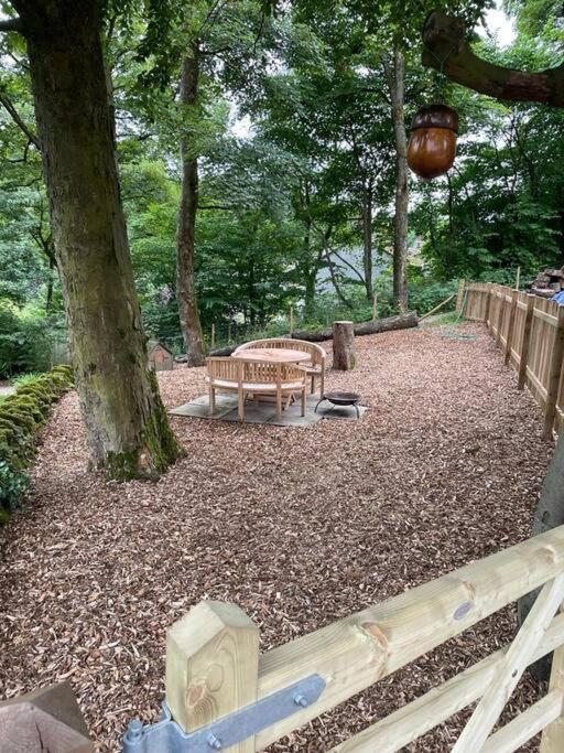 The Hen House A Beautifully Situated Open Plan *